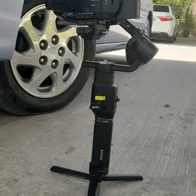 sony 4 ka a x 100