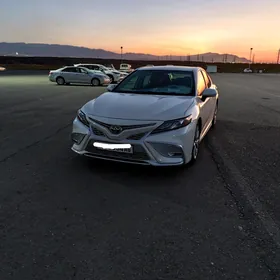 Toyota Camry 2022