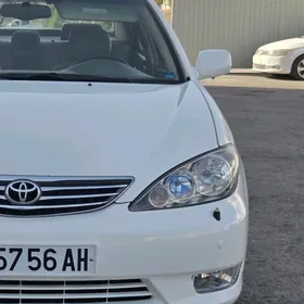Toyota Camry 2003