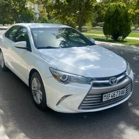 Toyota Camry 2015