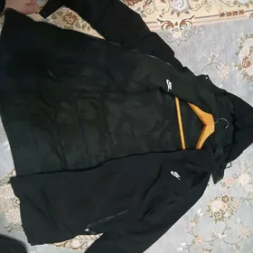 Nike kurka