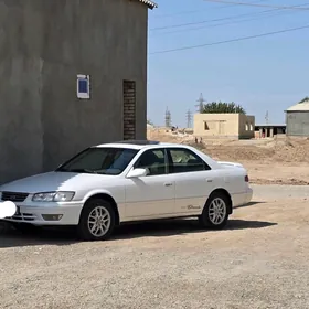 Toyota Camry 1999
