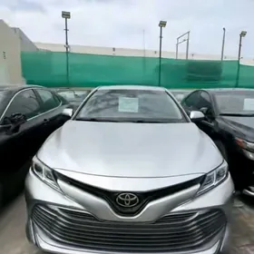 Toyota Camry 2020