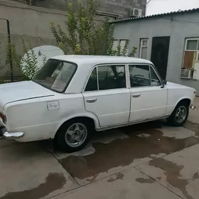 Lada 2104 1984