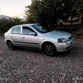 Opel Astra 2003