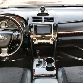 Toyota Camry 2012