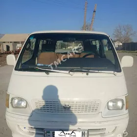 Toyota Hiace 2003