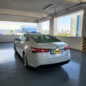 Toyota Avalon 2013