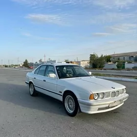 BMW 525 1989