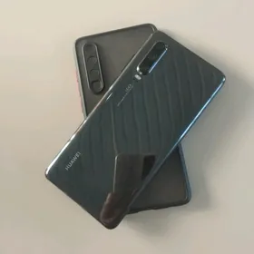 Huawei P30