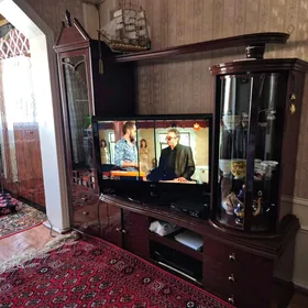полка для телевизора