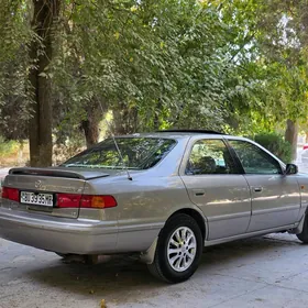 Toyota Camry 2000