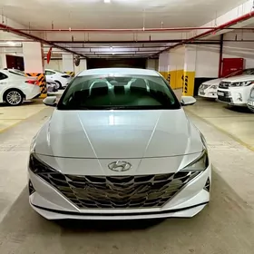 Hyundai Elantra 2021