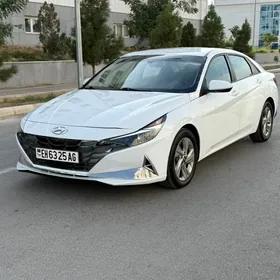 Hyundai Elantra 2021