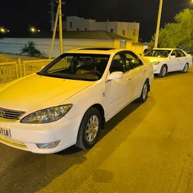 Toyota Camry 2005
