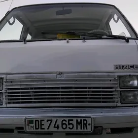 Toyota Hiace 1988