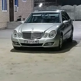 Mercedes-Benz E320 2004