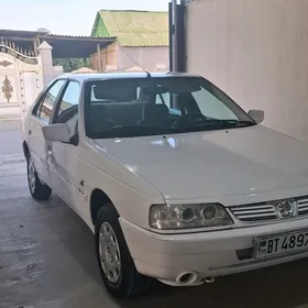 Peugeot 405 2014