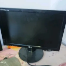 17lik manitor LG