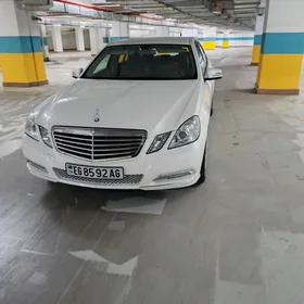 Mercedes-Benz E350 2011
