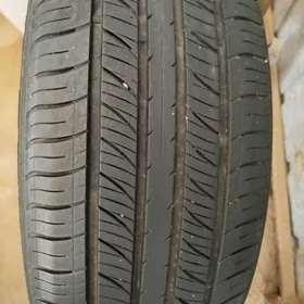Teker  225  65  R 17
