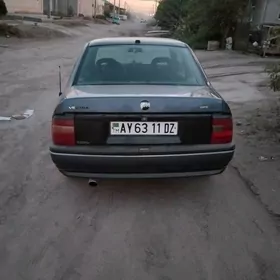 Opel Vectra 1989