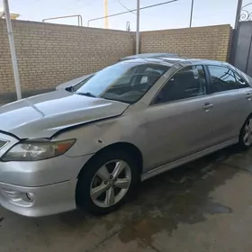 Toyota Camry 2011