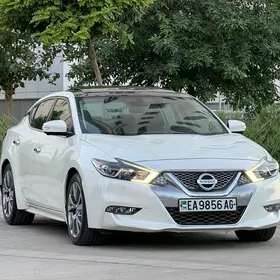 Nissan Maxima 2018