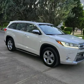 Toyota Highlander 2017