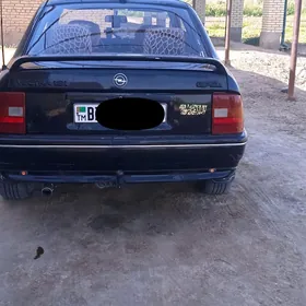 Opel Vectra 1992