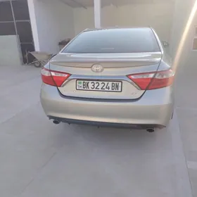 Toyota Camry 2016
