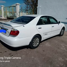 Toyota Camry 2005