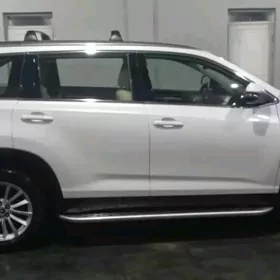 Toyota Highlander 2019