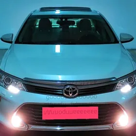 Toyota Camry 2016