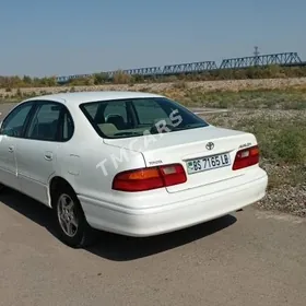 Toyota Avalon 1999