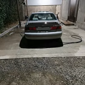 Toyota Camry 2001