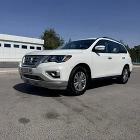 Nissan Pathfinder 2017