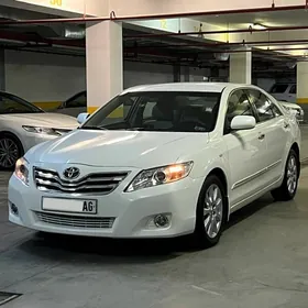 Toyota Camry 2010