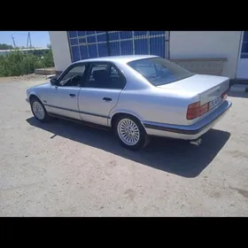 BMW 525 1992