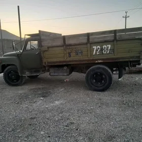 Gaz 52 1986