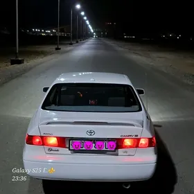 Toyota Camry 2000