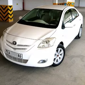 Toyota Yaris 2008