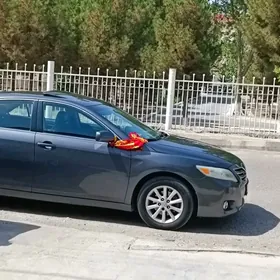Toyota Camry 2011