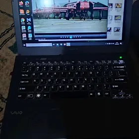 Sony i5