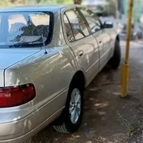 Toyota Camry 1995