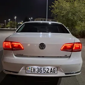 Volkswagen Passat 2013