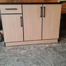 Mebel tumbuçka