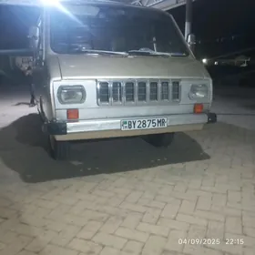 Toyota Hiace 1987