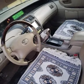 Toyota Avalon 2003