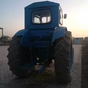 MTZ T-28 2005